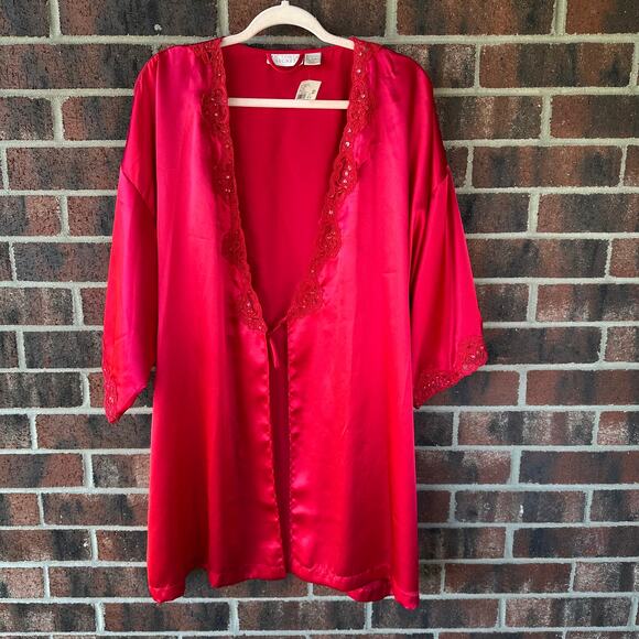 O/S NWT Vintage Victoria's Secret Gold Label Satin Robe Cherry Red Lace Beaded - Picture 1 of 9